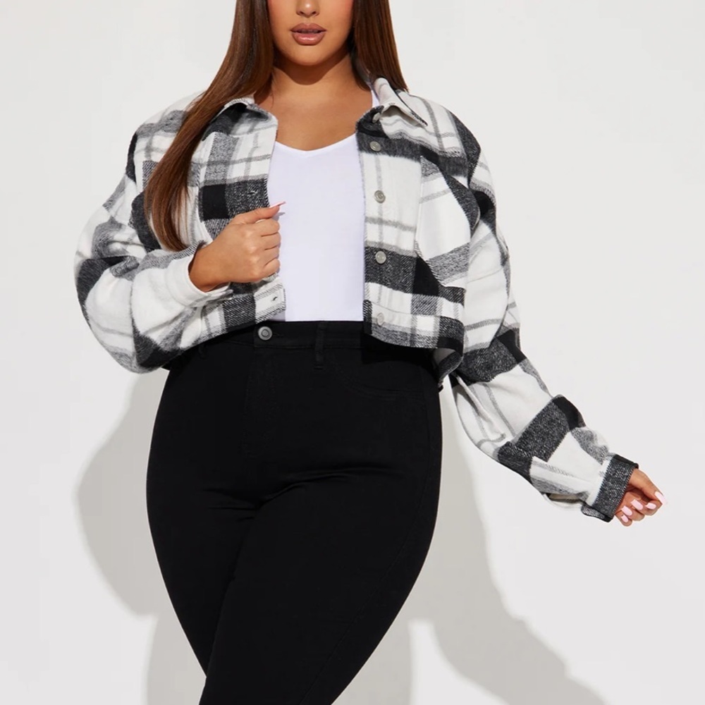 Fashion Nova Black & White Plaid Cropped Shacket Jacket
